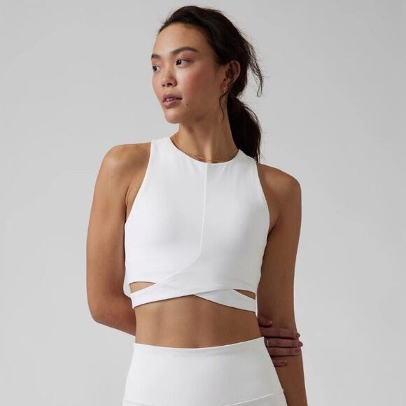 Athleta Conscience Cut Out Crop D-DD in White Size Large New! - Picture 8 of 9